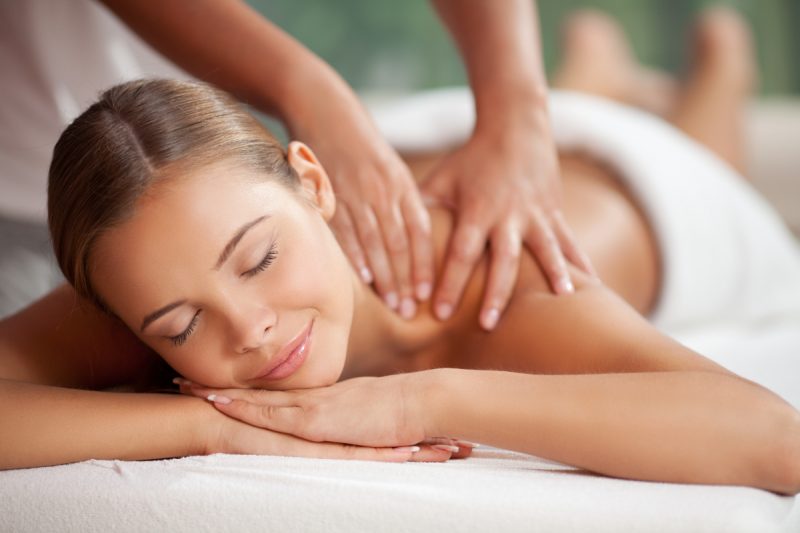 Here Are The Benefits Of Hot Stone Massage In Lakewood, CO